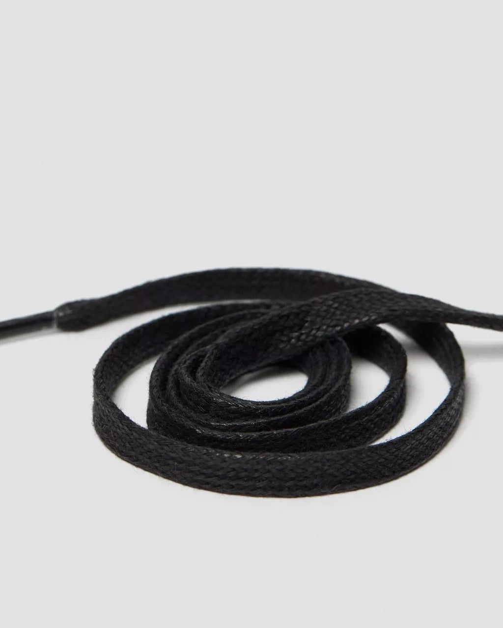 DR MARTENS 65cm Waxed Flat Shoe Laces (3 Eye)