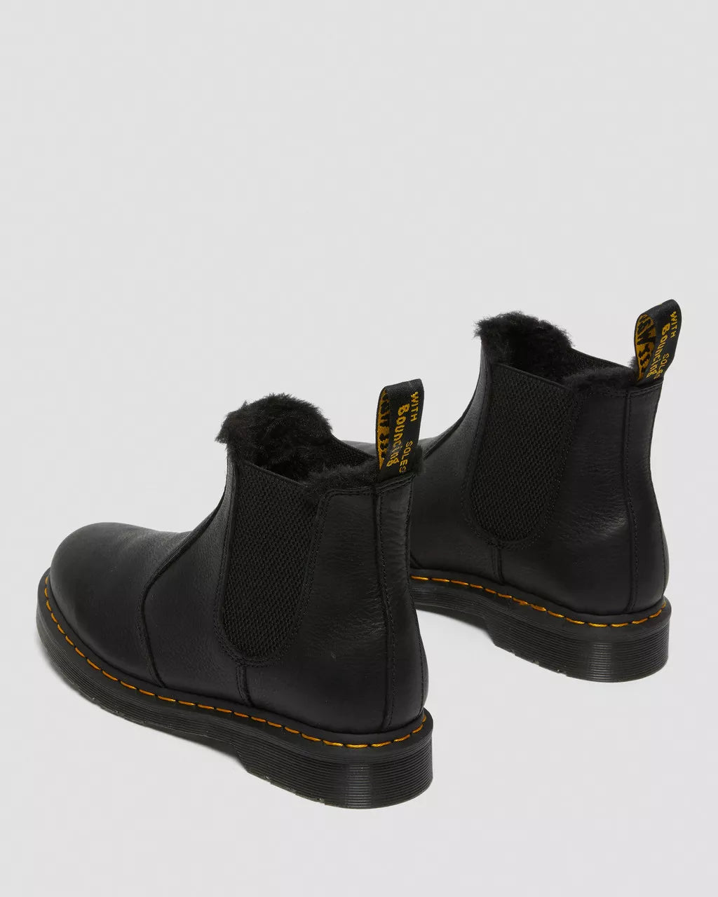 2976 Faux Fur Lined Chelsea Boots
