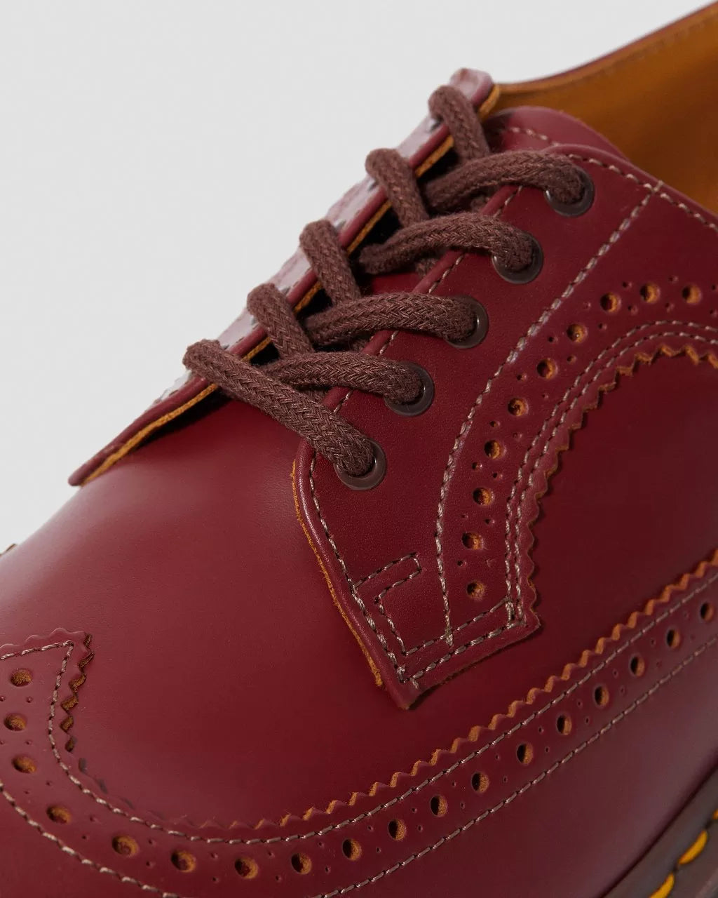 Vintage 3989 Quilon Leather Brogue Shoes