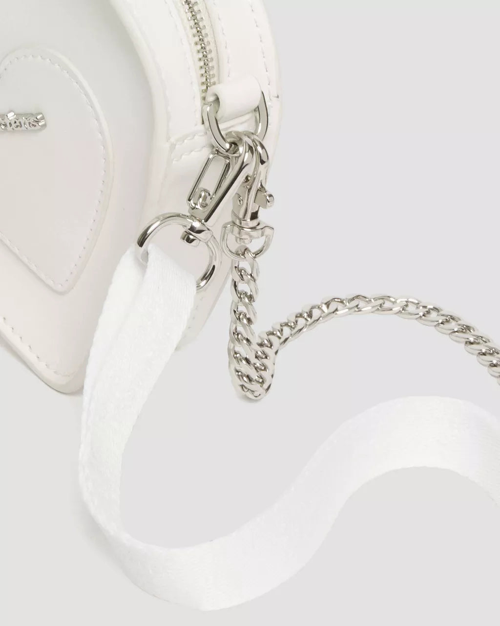 DR MARTENS Vegan Mini Heart Shaped Bag