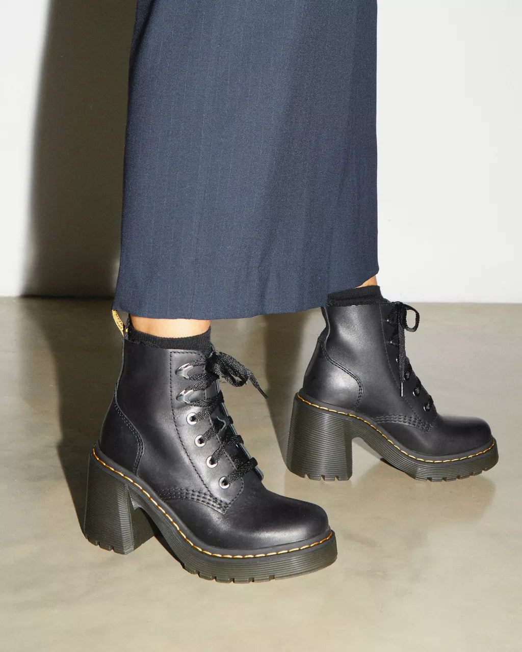 Jesy Sendal Leather Heels Black