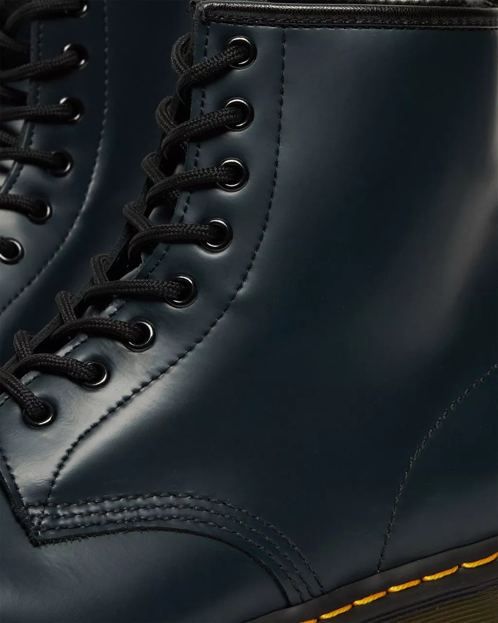 1460 Smooth Leather Lace Up Boots