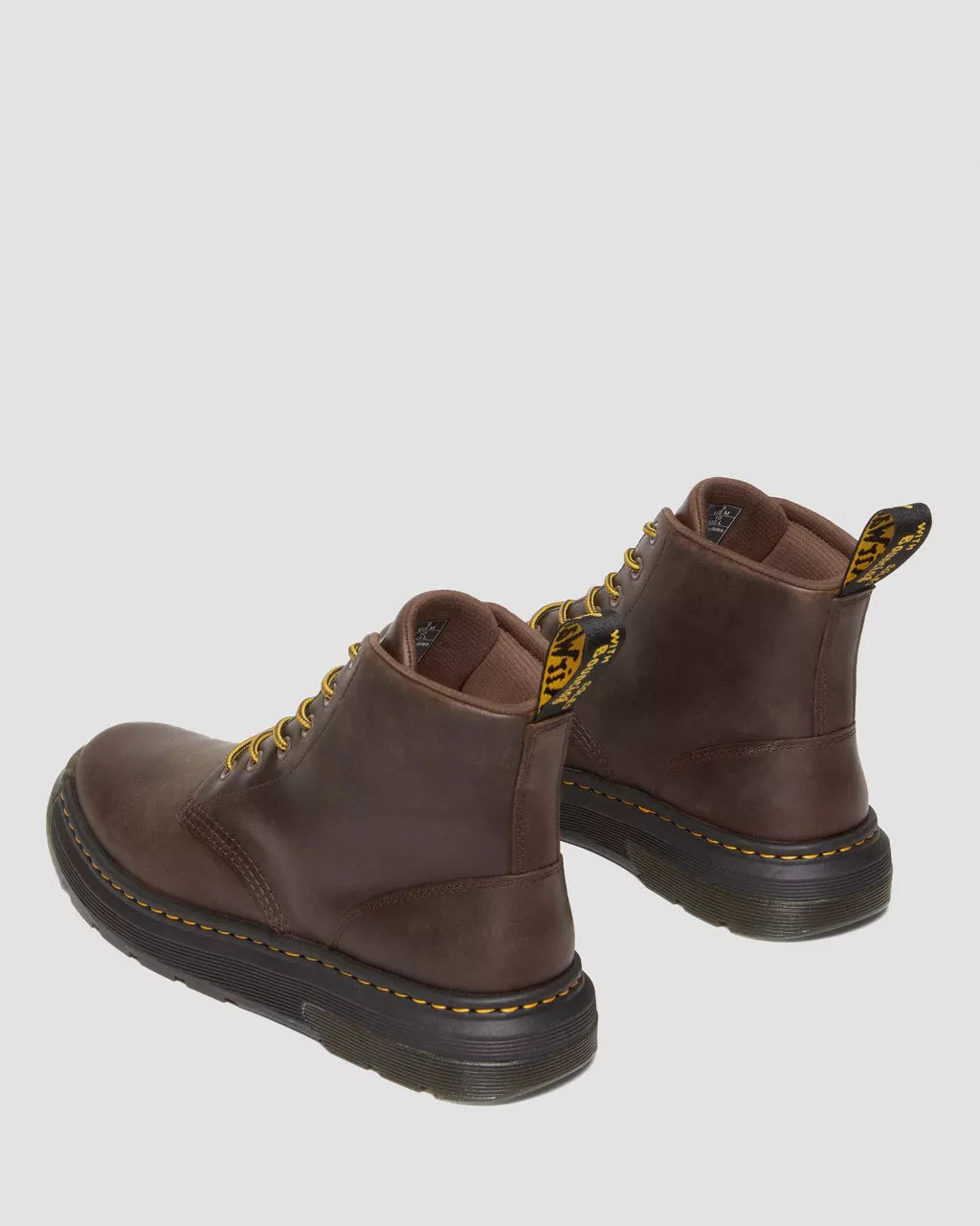 Crewson Crazy Horse Leather Chukka Boots