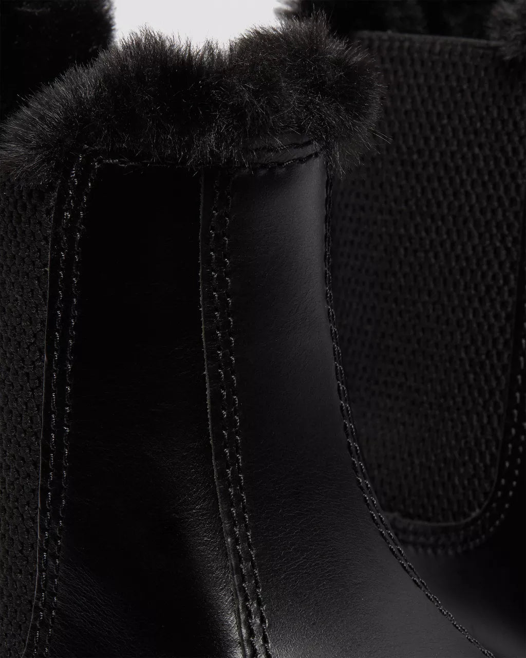 2976 Leonore Faux Fur Lined Chelsea Boots