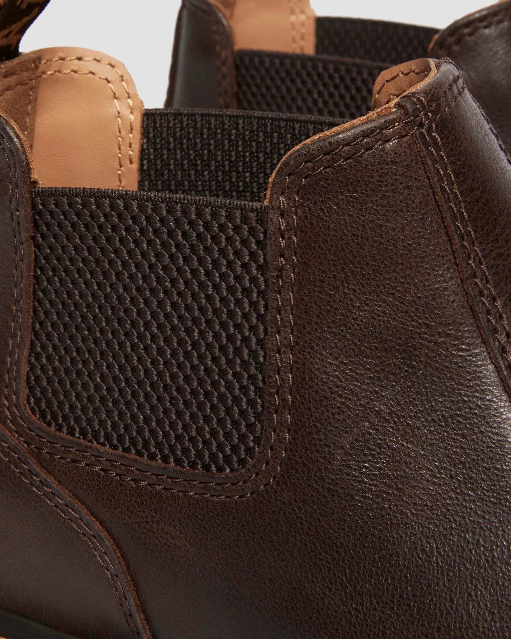 2976 Lo Ar Rogue Leather Chelsea Boots