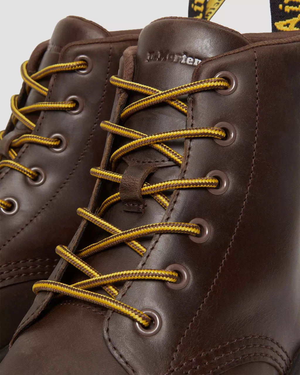 Crewson Crazy Horse Leather Chukka Boots