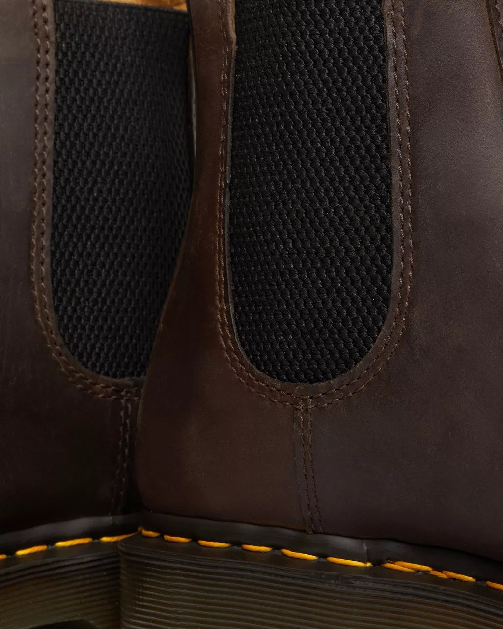 DR MARTENS 2976 Bex Crazy Horse Chelsea Boots