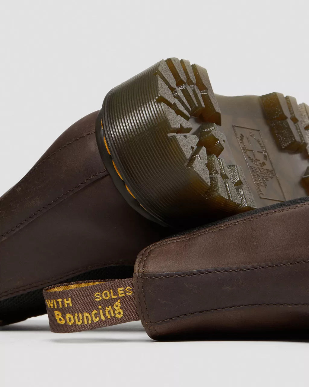 DR MARTENS 2976 Bex Crazy Horse Chelsea Boots