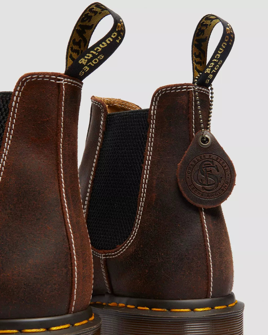 2976 Wax Commander Leather Chelsea Boots